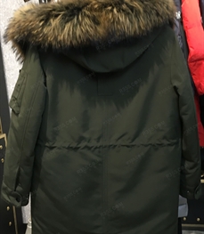 市场上装-中长外套-（实拍）时尚男装中长外套