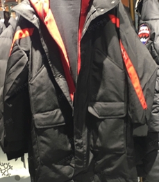 市场上装-中长外套-（实拍）时尚男装中长外套