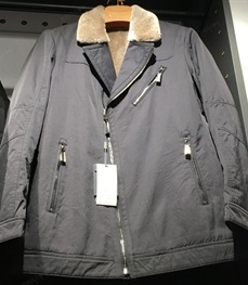 市场上装-大衣-（实拍）时尚商务大衣