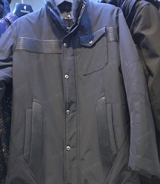 市场上装-大衣-（实拍）时尚商务大衣