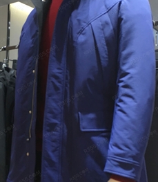 市场上装-大衣-（实拍）时尚商务大衣