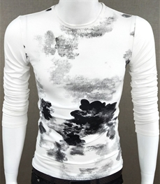 市场上装-T恤-时尚男装t恤