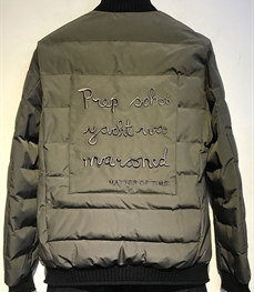 市场上装-棉衣/羽绒服-时尚男装棉服