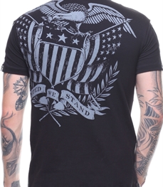 市场上装-T恤-时尚男装t恤