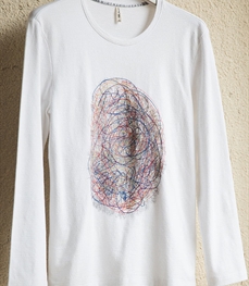 市场上装-T恤-时尚男装t恤