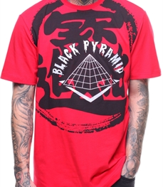 市场上装-T恤-时尚男装t恤