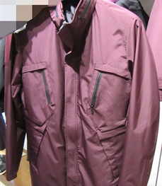 市场上装-大衣-（实拍）时尚商务大衣