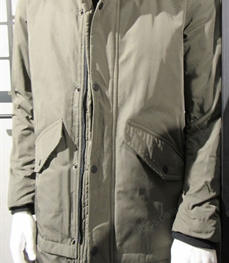 市场上装-大衣-（实拍）时尚商务大衣