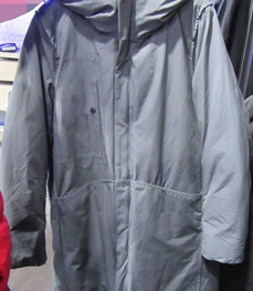 市场上装-大衣-（实拍）时尚商务大衣