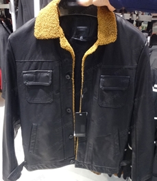 市场上装-皮衣-（实拍）时尚商务皮衣