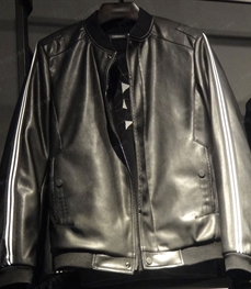 市场上装-皮衣-（实拍）时尚商务皮衣