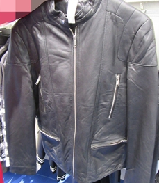 市场上装-皮衣-（实拍）时尚商务皮衣