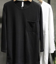 市场上装-T恤-时尚男装t恤