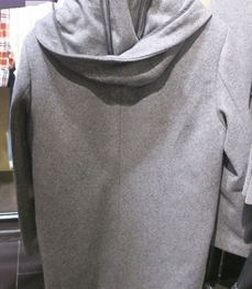 市场上装-大衣-（实拍）时尚商务大衣