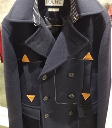 市场上装-大衣-（实拍）时尚商务大衣