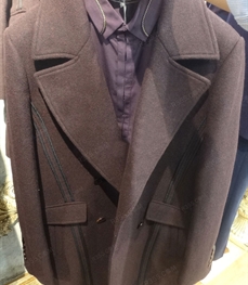 市场上装-大衣-（实拍）时尚商务大衣