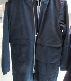 市场上装-大衣-（实拍）时尚商务大衣