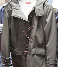 市场上装-大衣-（实拍）时尚商务大衣