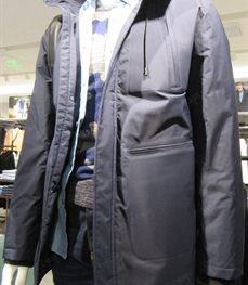 市场上装-大衣-（实拍）时尚商务大衣