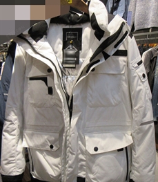 市场上装-大衣-（实拍）时尚商务大衣