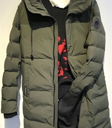 市场上装-棉衣/羽绒服-时尚男装棉服