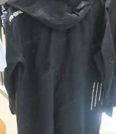 市场上装-大衣-（实拍）时尚商务大衣