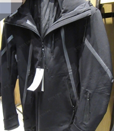 市场上装-大衣-（实拍）时尚商务大衣