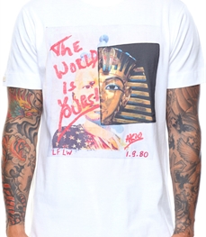 市场上装-T恤-时尚男装t恤