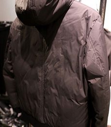 市场上装-棉衣/羽绒服-时尚男装棉服