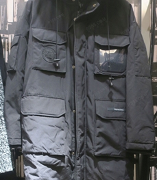 市场上装-中长外套-（实拍）休闲男装中长外套