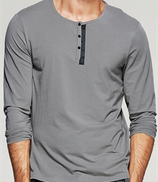 市场上装-T恤-时尚男装t恤