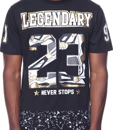 市场上装-T恤-时尚男装t恤