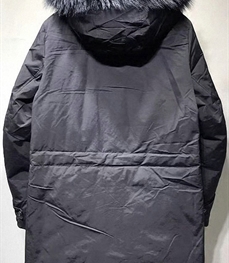 市场上装-中长外套-时尚男装中长外套