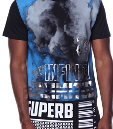 市场上装-T恤-时尚男装t恤