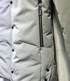 市场上装-中长外套-时尚男装中长外套