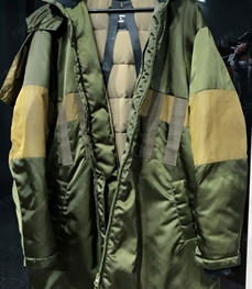 市场上装-中长外套-（实拍）休闲男装中长外套