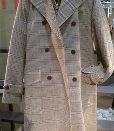 市场上装-大衣-（实拍）时尚商务大衣