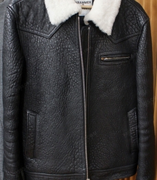 市场上装-皮衣-（实拍）时尚商务皮衣