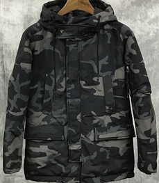 市场上装-中长外套-时尚男装中长外套