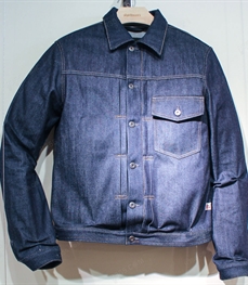 市场上装-夹克-（实拍）时尚商务夹克