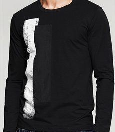 市场上装-T恤-时尚男装t恤