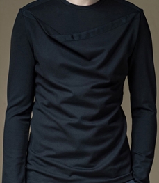 市场上装-T恤-时尚男装t恤