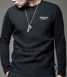 市场上装-T恤-时尚男装t恤