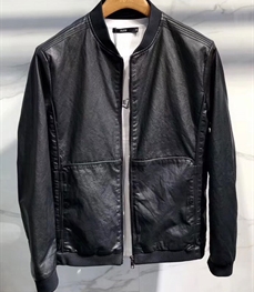 市场上装-皮衣-时尚男皮衣