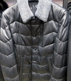 市场上装-尼克服-商务尼克服【实拍】