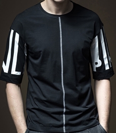 市场上装-T恤-时尚男装T恤