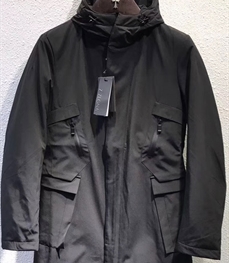 市场上装-大衣-时尚商务大衣