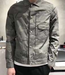 市场上装-夹克-靓仔男装夹克