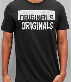 市场上装-T恤-时尚T恤