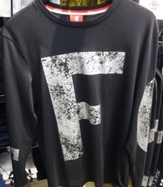 市场上装-T恤-时尚T恤【实拍】